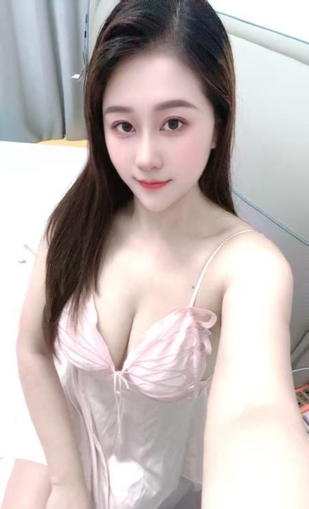 上城高挑大奶妹