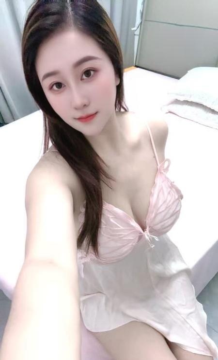 上城高挑大奶妹