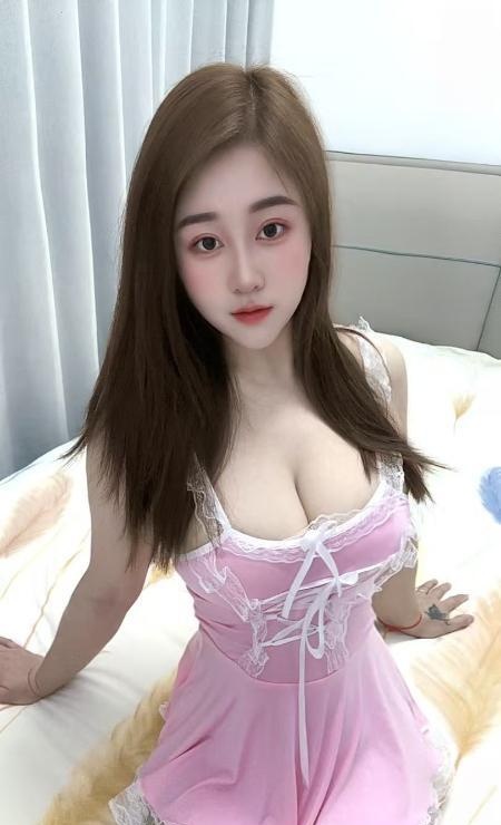 上城高挑大奶妹