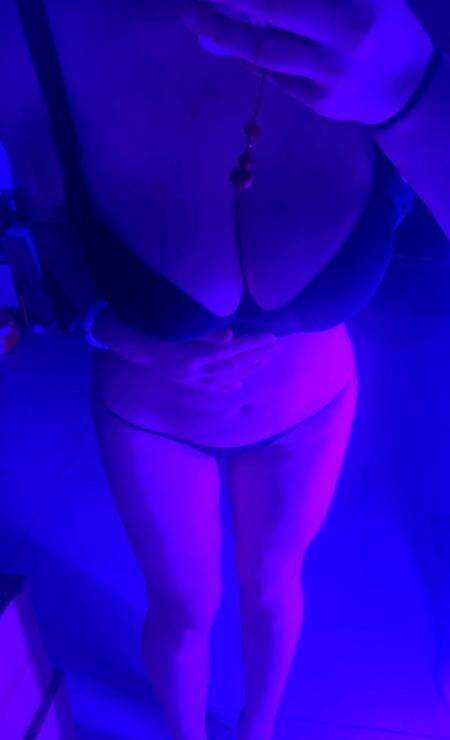 天河巨乳大屁股BBW