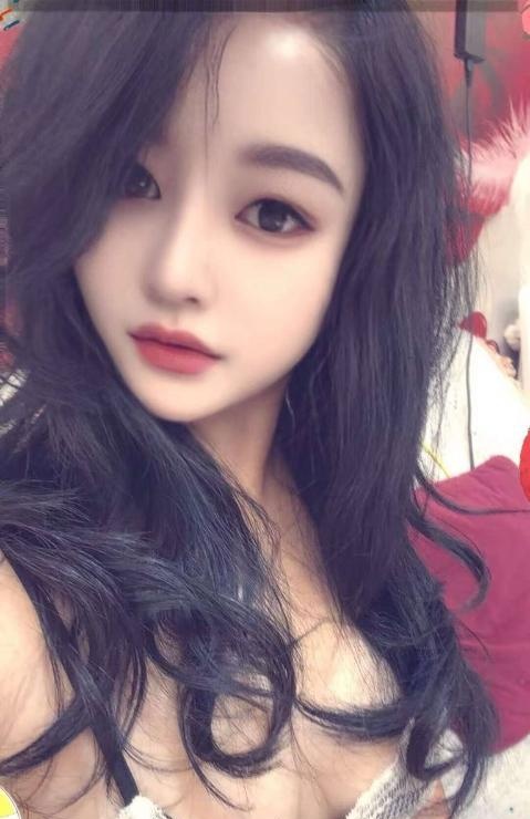 天然真胸骚南开嘉嘉