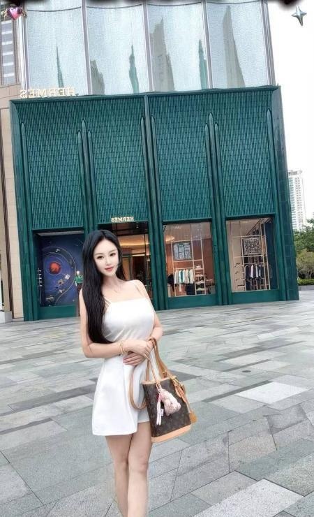 罗湖性感波霸