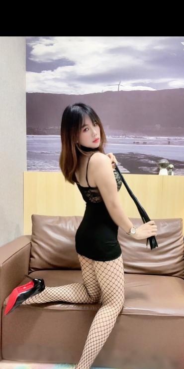 广州母仪天下紫荆女王