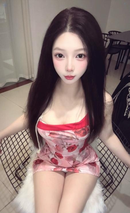 高挑长腿美女