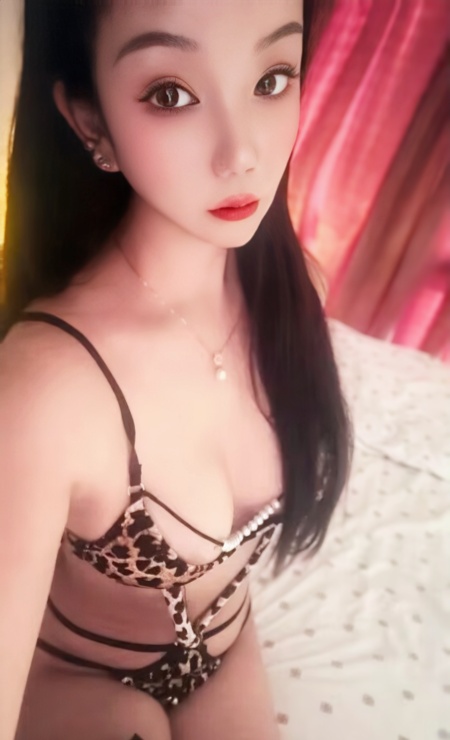 风骚巨乳轻熟女