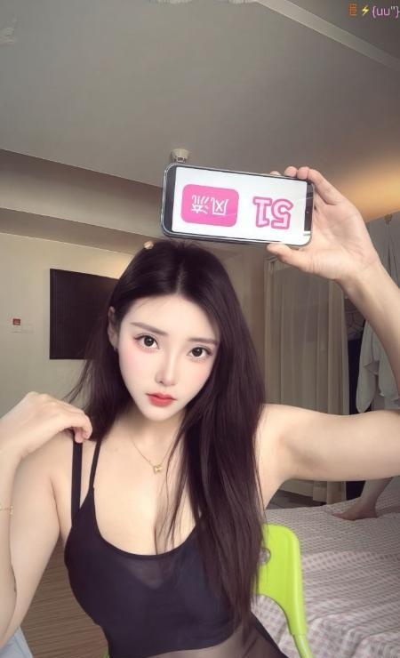 蛇腰美奶骚狐狸