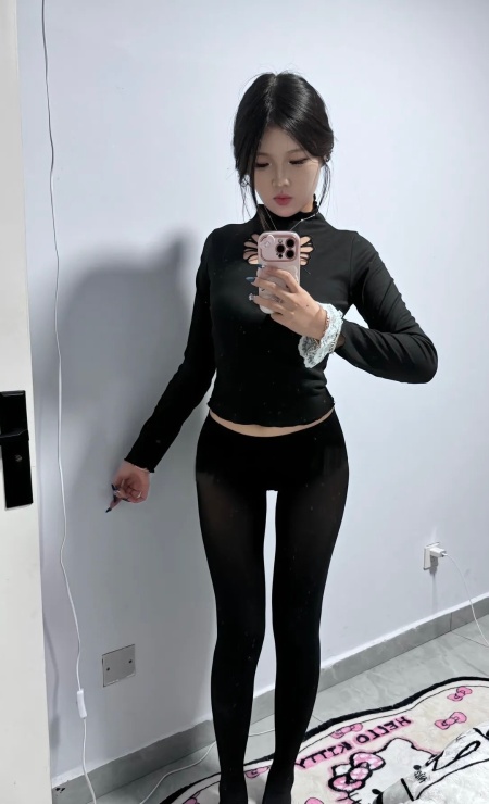黑丝美腿奈奈