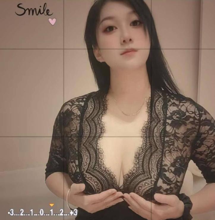 天河大奶潼潼