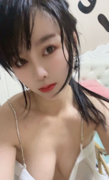 十里河大胸七月