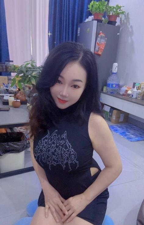 白云大胸少妇蕊蕊