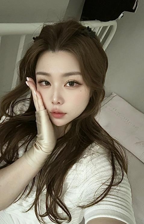 相城翘臀性感妹妹