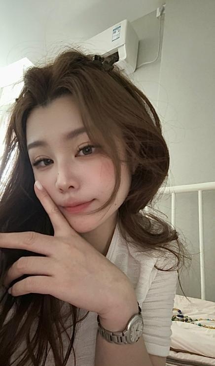 相城翘臀性感妹妹