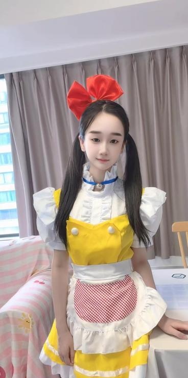 上城制服长腿嫩妹
