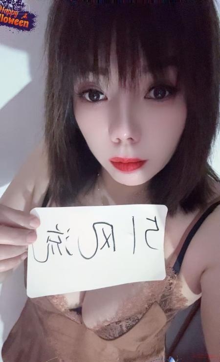 暴乳肥臀能吸会夹