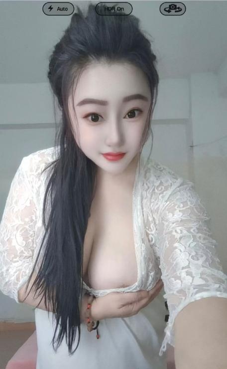 大胸潮喷骚妖精
