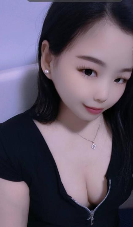 雨花风骚胸少妇