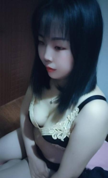 雨花风骚胸少妇