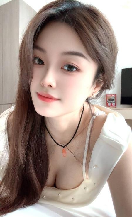 海珠身材饱满沐子老师