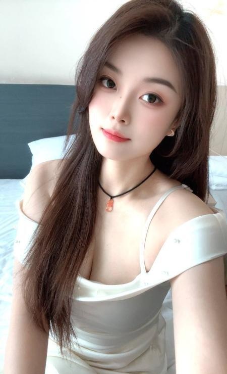 海珠身材饱满沐子老师