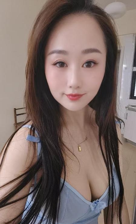 妖娆妩媚韵味十足大奶