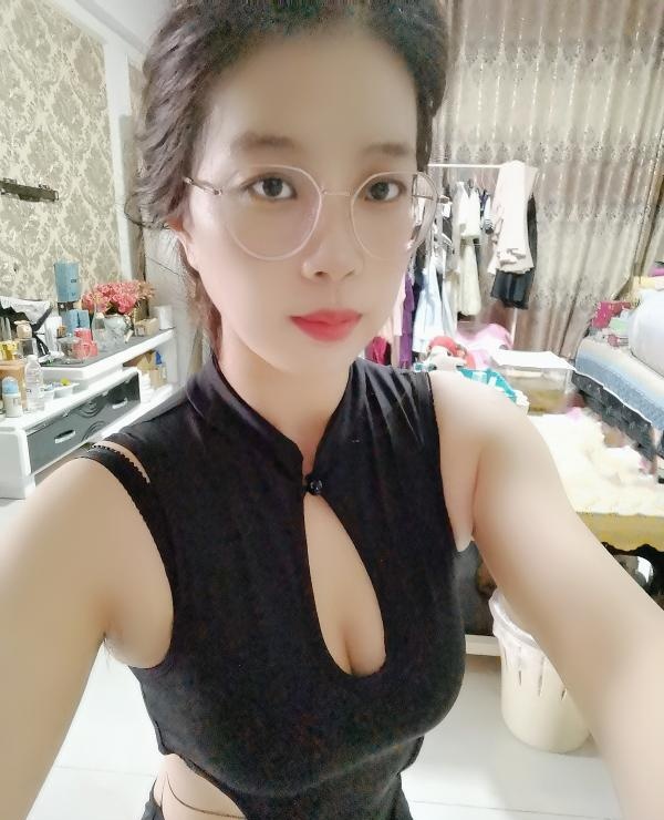 口活超棒御姐女友鱼儿