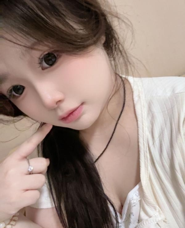 朝阳大胸小胖妹