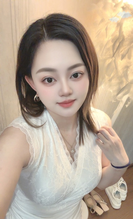 气质美女琪宝