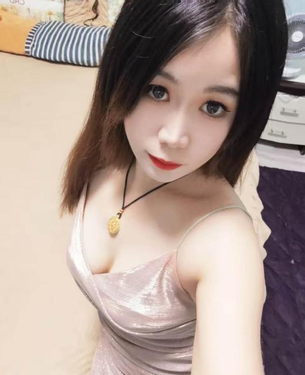 光谷青年城梅梅
