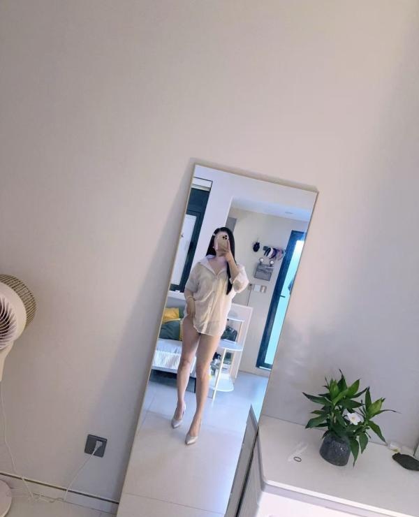 白皮御姐身材好