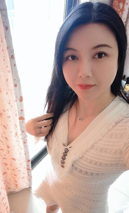 园区大奶少妇啊朱
