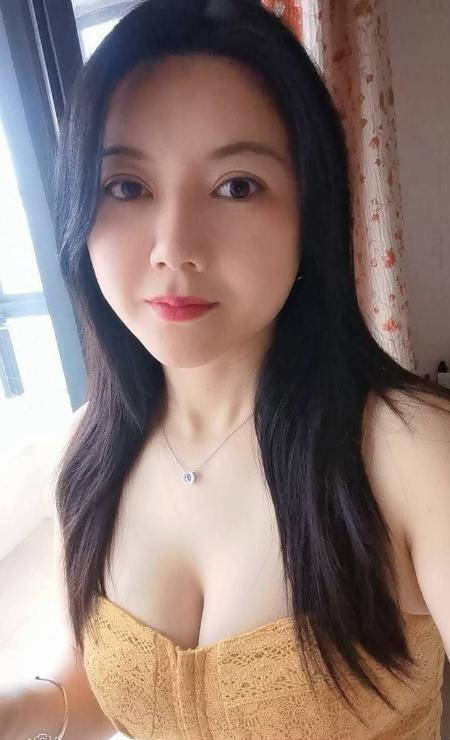 园区大奶少妇啊朱