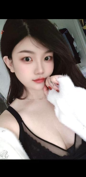 天河大胸玫瑰