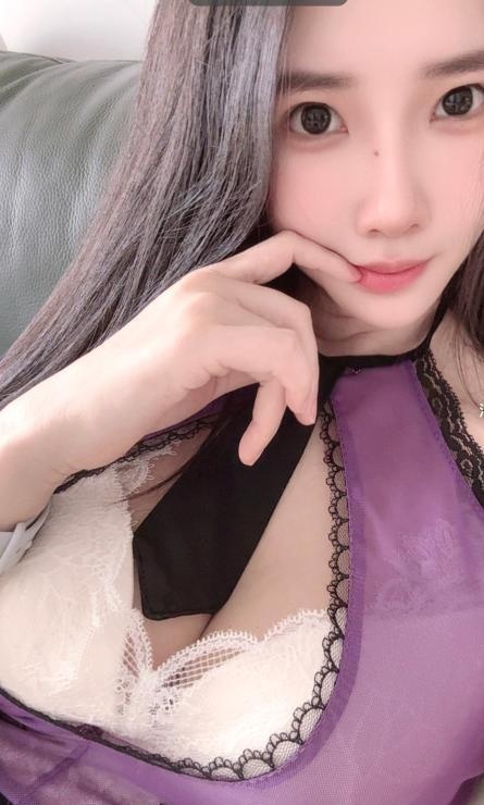 朝阳大胸翘臀子萱老师