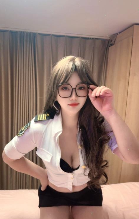 木渎眼镜妹宋雨欣