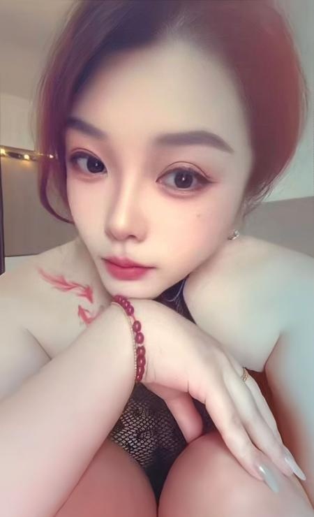 丰满巨乳骚女琳琳姐