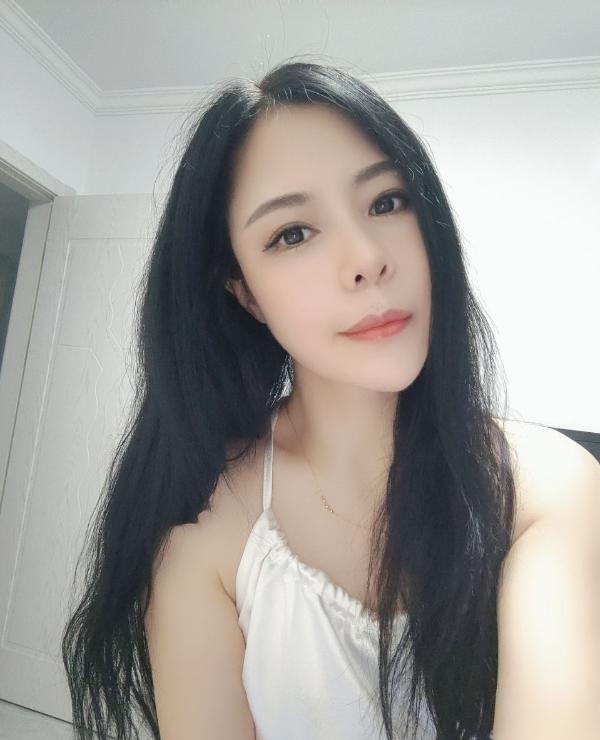 御姐青青老师