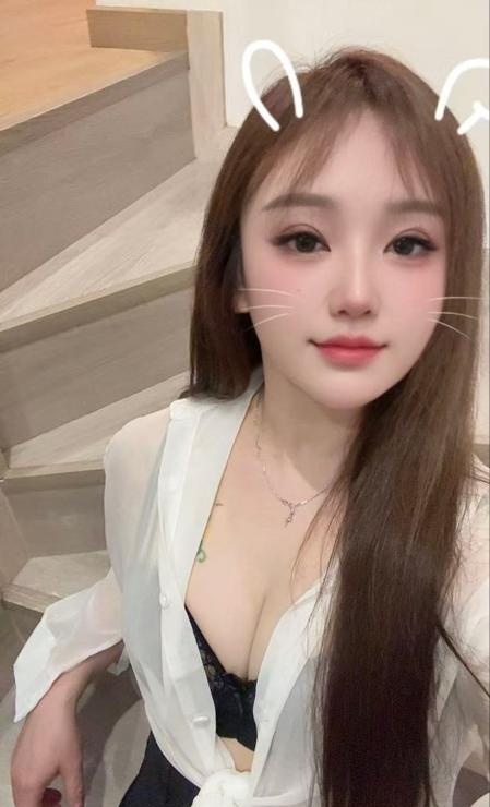 沙井美臀小甜甜