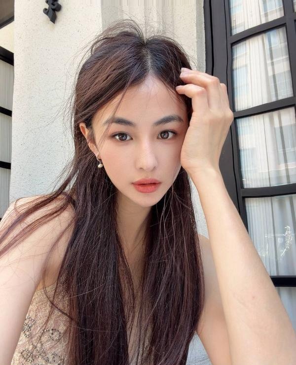 高挑颜值长腿气质老师
