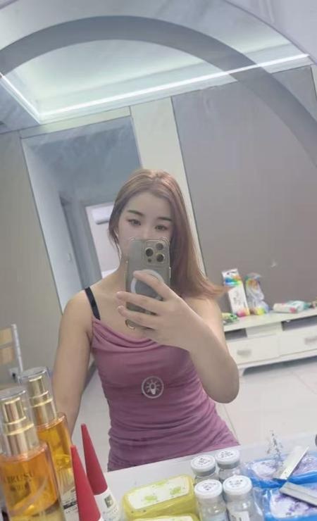 性感高挑妹子