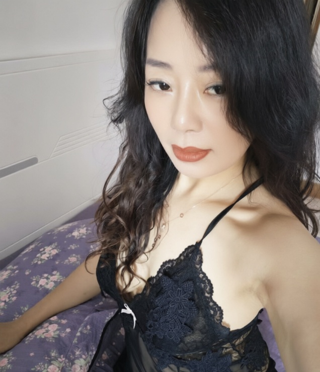 瑶海区气质熟女