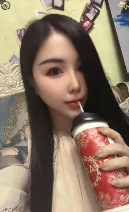 栖霞肥臀巨乳