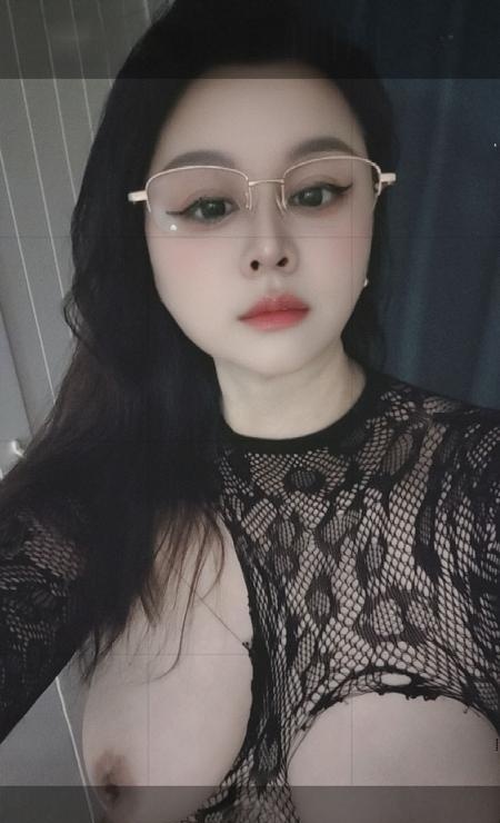 天府二街巨乳美羊羊