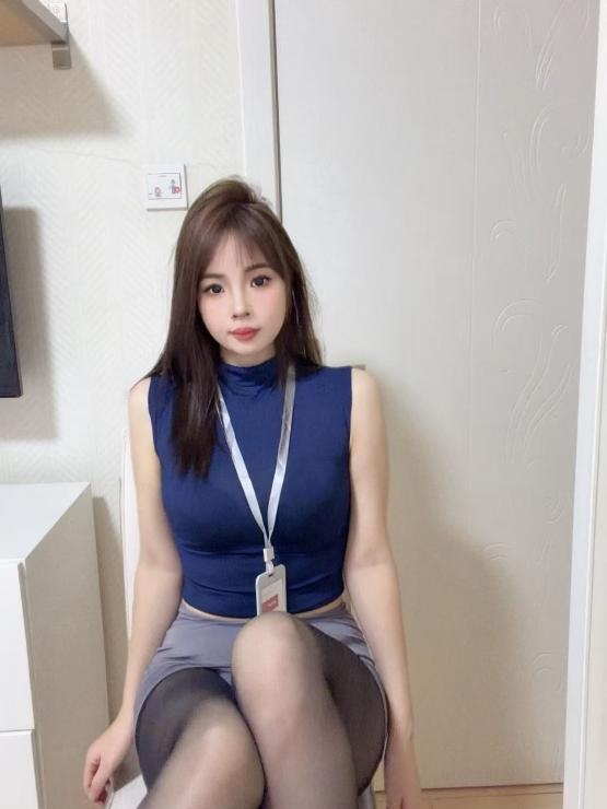 翘臀丰满小苏宝