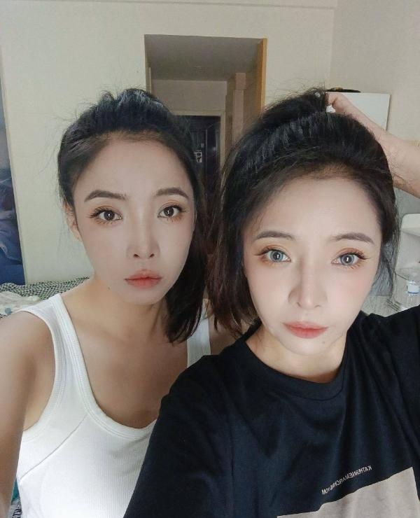 姐妹花双飞