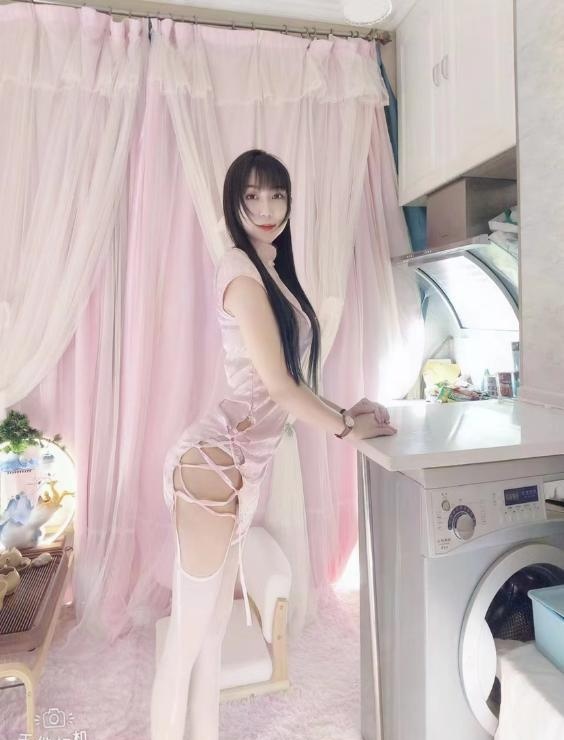 南关性感美腿妹子
