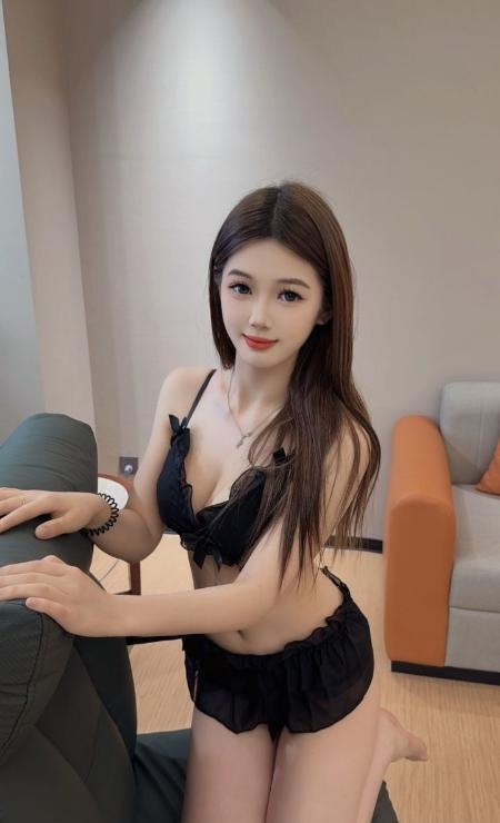 肤白貌美女友感嫩妹
