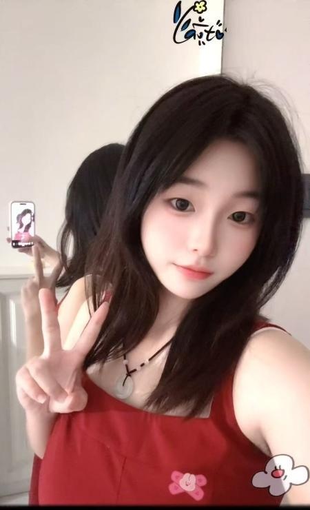 大奶萝莉静静酱