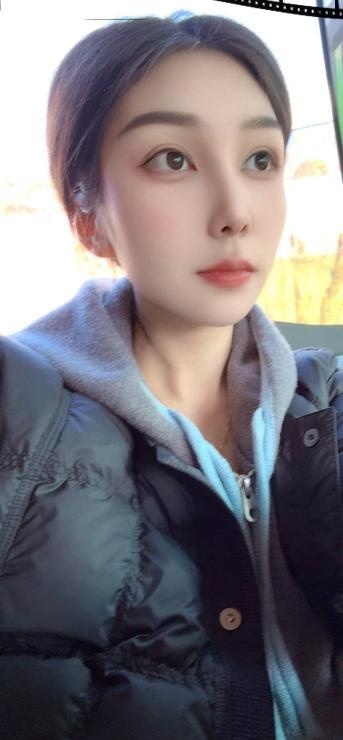 小个子窈窕女