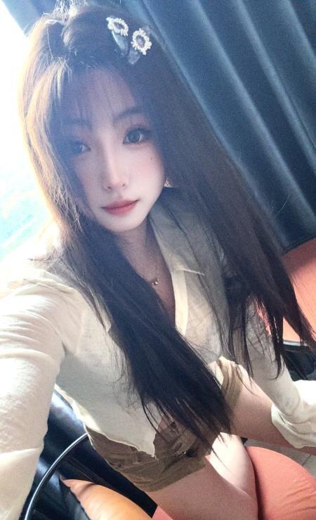 四季青叶子回归