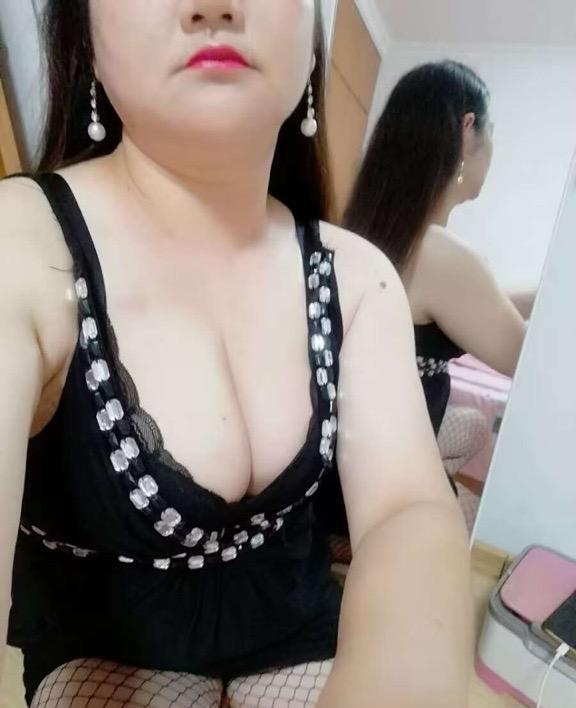 鼓楼大奶熟女